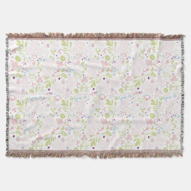 pattern displaying floral throw blanket (Front)