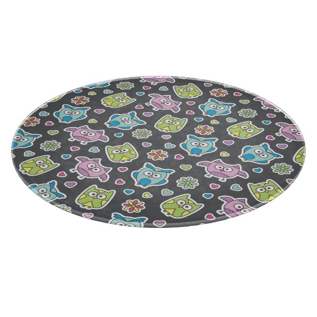 pattern of cartoon owls cutting board (Corner)