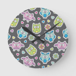 pattern of cartoon owls round clock