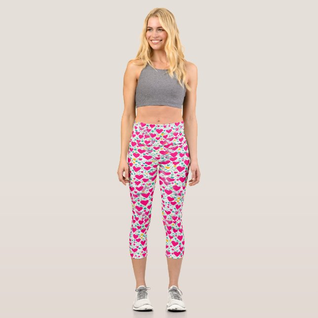 Pattern of hearts and green leaves capri leggings (Front)