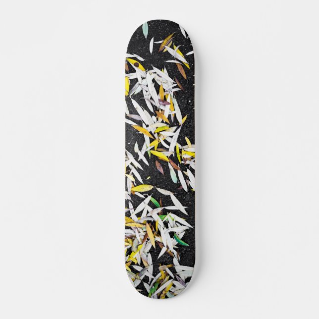 Pattern of the falling leaves on black skateboard (Front)