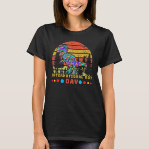 Pattern Raptor Vintage September International Dot T-Shirt