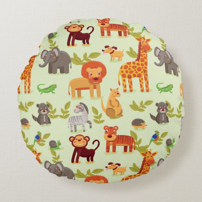 Pattern With Cartoon Animals Round Cushion (Front)