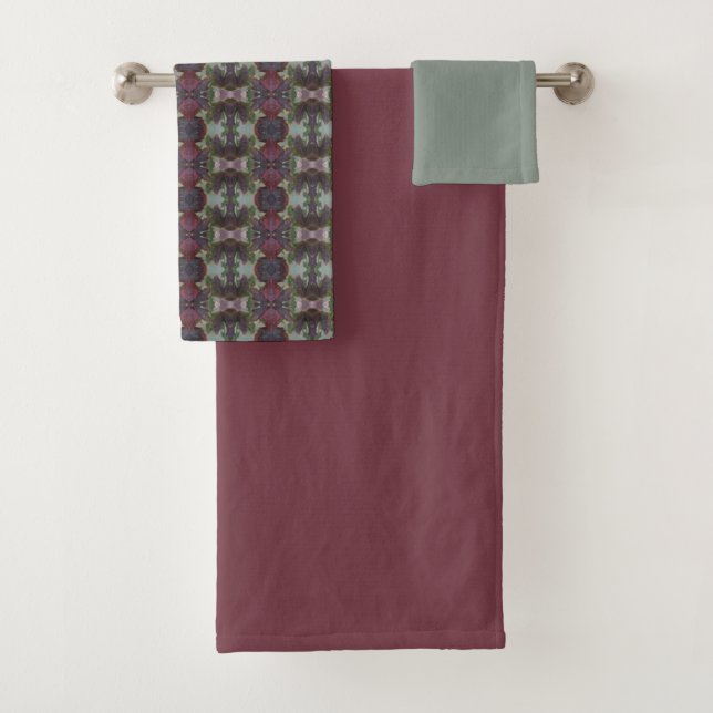Patterned With Plum And Green Bath Towel Set (Insitu)