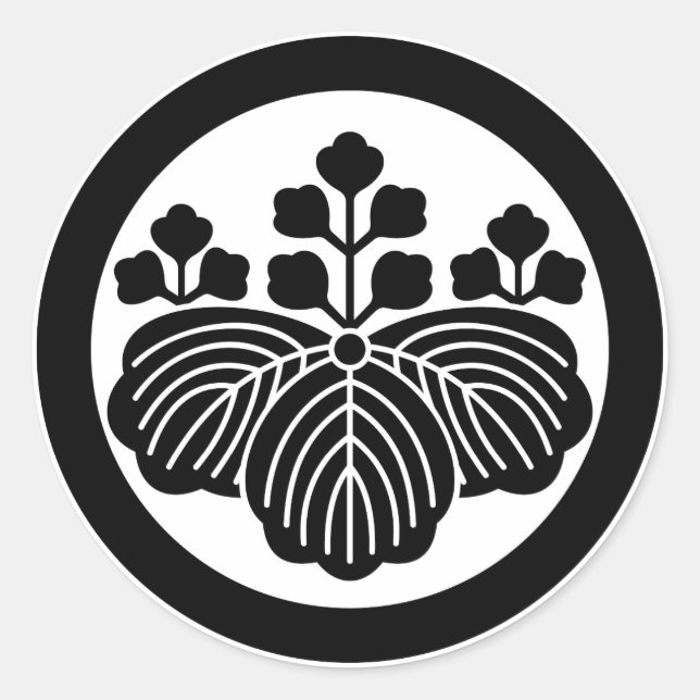 Paulownia with 5&3 blooms in circle classic round sticker (Front)