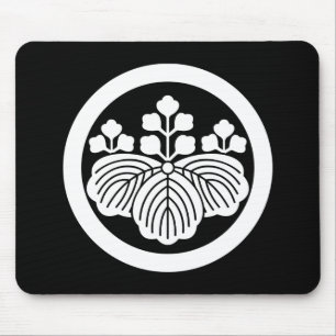 Paulownia with 5&3 blooms in circle mouse pad
