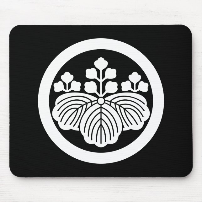 Paulownia with 5&3 blooms in circle mouse pad (Front)