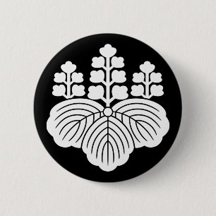 Paulownia with 5&7 blooms 6 cm round badge
