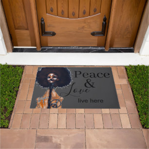 PEACE AND LOVE DOORMAT