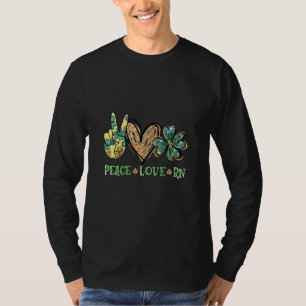 Peace Love Registered Nurse St Patrick's Day Rn Nu T-Shirt