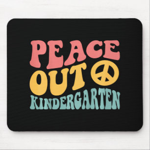 Peace Out Kindergarten Funny Retro Last Day Of Kin Mouse Pad
