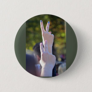 Peace signs 6 cm round badge