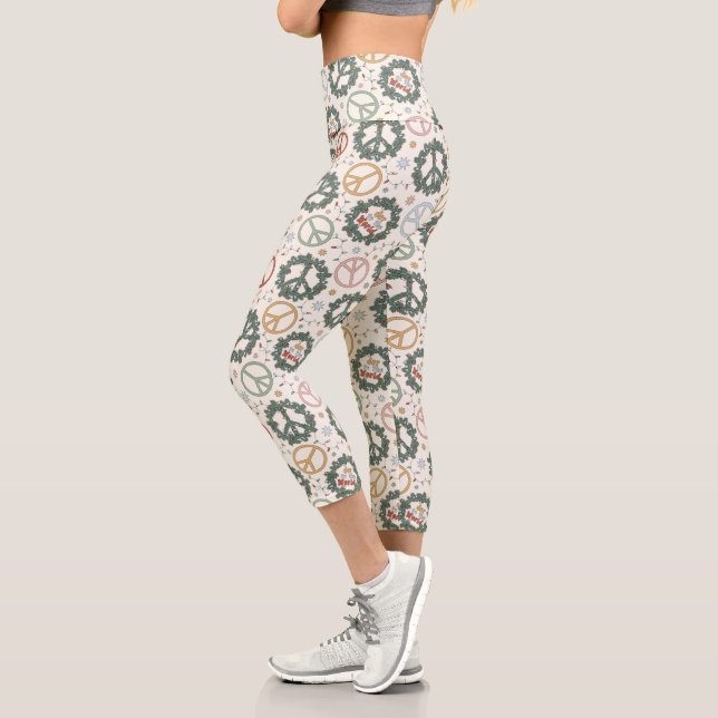 Peace Wreaths and Joy to the World Pattern Capri Leggings (Left)