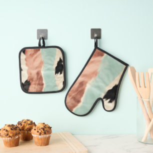 Peach Mint Cream Cowgirl Cowhide Oven Mitt & Pot Holder Set