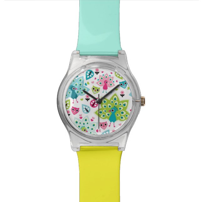 peacock bird and owl watch (Close Up)