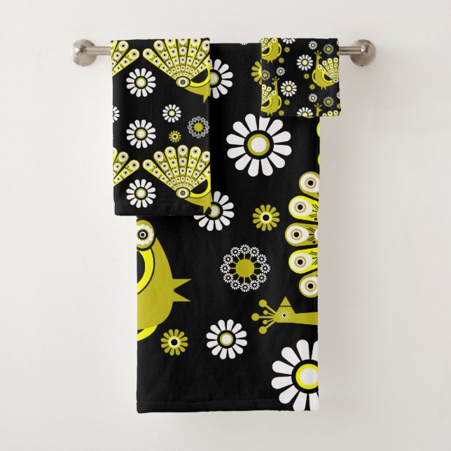Peacock Bird Graphic Art Bath Towel Set (Insitu)