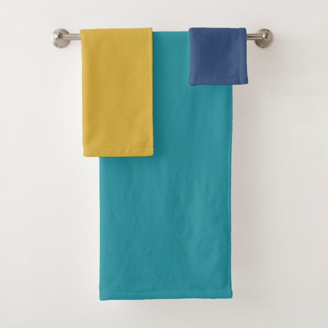 Peacock Stripes Bath Towel Set (Insitu)