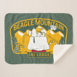 Peanuts   Beagle Mountain Ski Lodge Sherpa Blanket