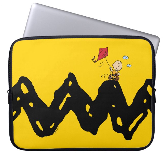 Peanuts | Charlie Brown Flying Kite Laptop Sleeve (Front)