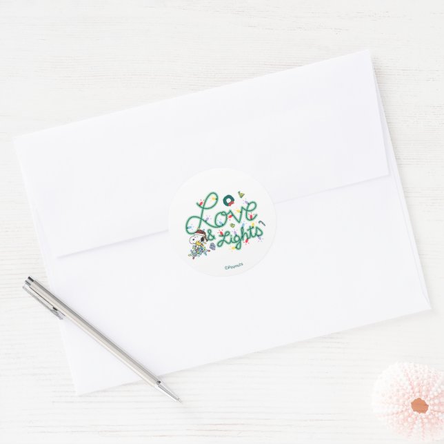 Peanuts | Christmas Love and Lights Classic Round Sticker (Envelope)