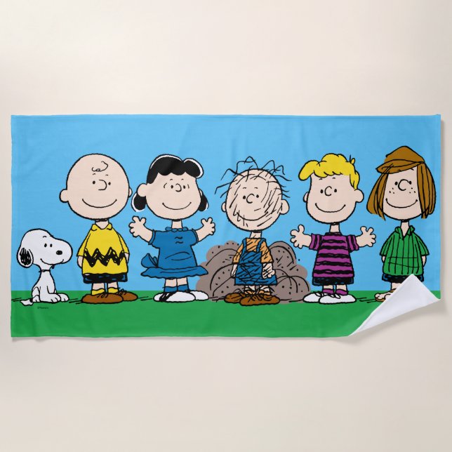 Peanuts Friends In A Row Beach Towel (Front)