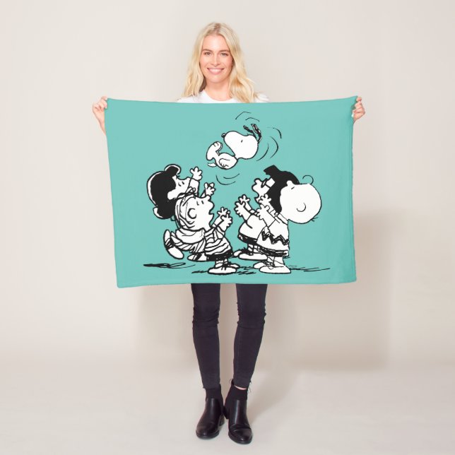 Peanuts Gang Lifting Snoopy Fleece Blanket (In Situ)
