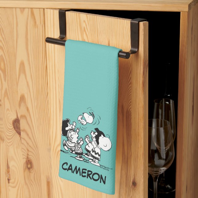Peanuts Gang Lifting Snoopy Tea Towel (Thirds Fold)