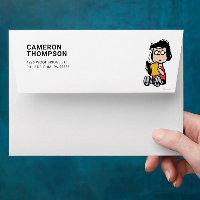 Peanuts | Marcie Reading Envelope (Hand)