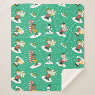 Peanuts Peppermint Dreams Snowflake Pattern Sherpa Blanket