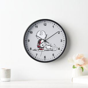 PEANUTS   Red & Black Pattern Clock