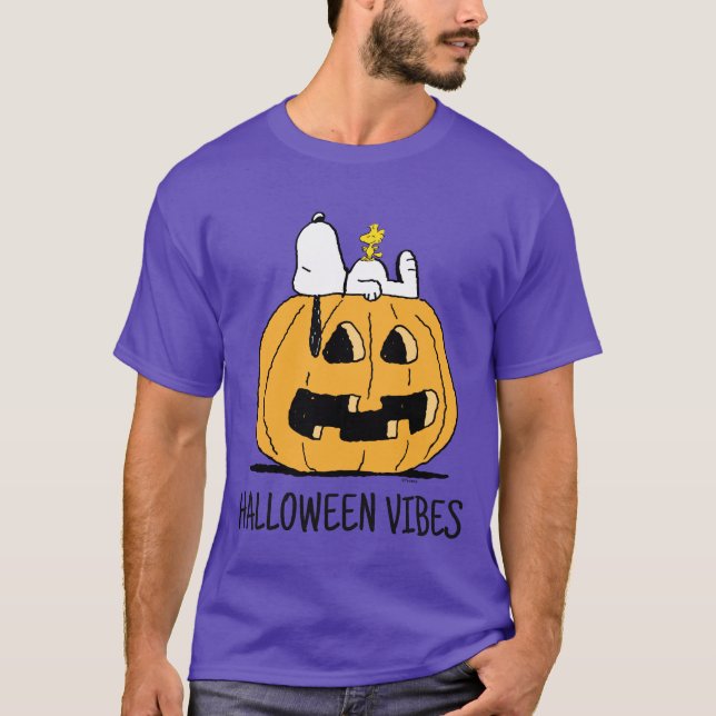 Peanuts | Snoopy and Woodstock Jack-O-Lantern T-Shirt (Front)