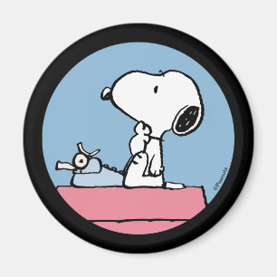 Peanuts   Snoopy at the Typewriter Magnet