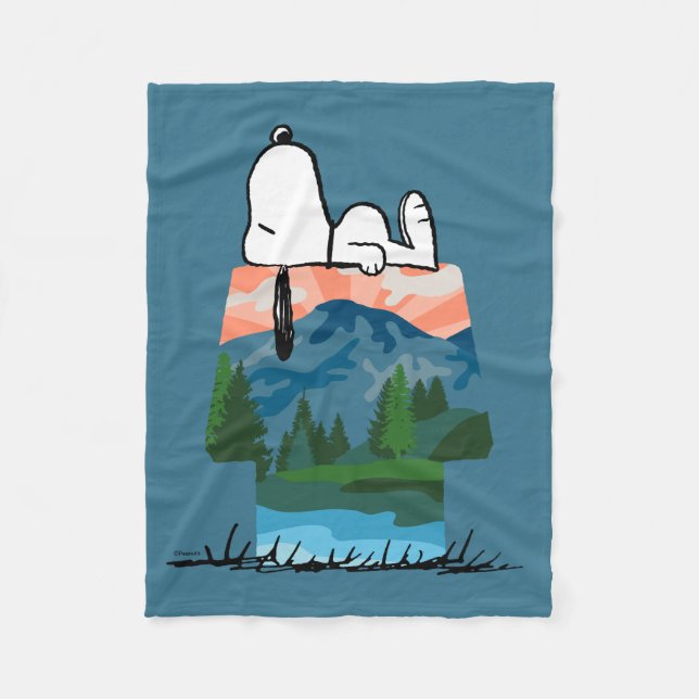 Peanuts | Snoopy Dog Sunset View Fleece Blanket (Front)
