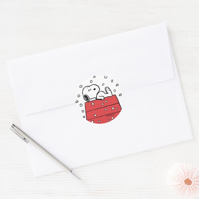 Peanuts | Snoopy Doghouse Snowflakes Classic Round Sticker (Envelope)