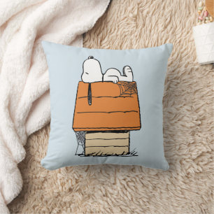 Peanuts   Snoopy Halloween Nap Cushion