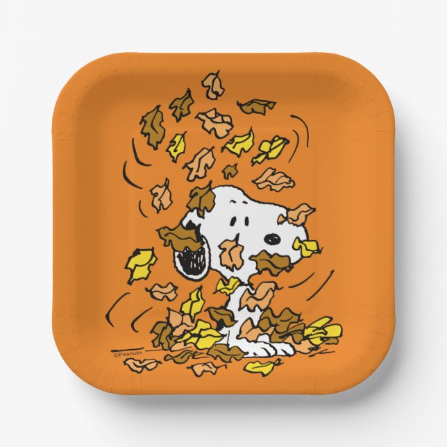 Peanuts | Snoopy Pile of Leaves Paper Plate (Front)