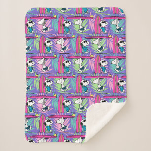 Peanuts   Snoopy Purple Surf Pattern Sherpa Blanket