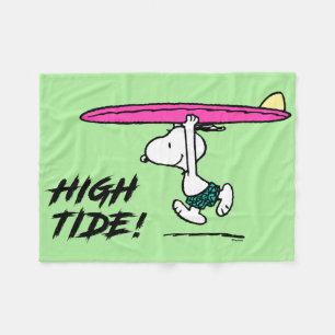 Peanuts   Snoopy Running to the Surf Fleece Blanket