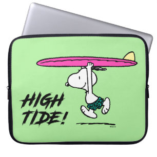 Peanuts   Snoopy Running to the Surf Laptop Sleeve