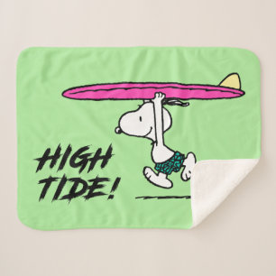 Peanuts   Snoopy Running to the Surf Sherpa Blanket