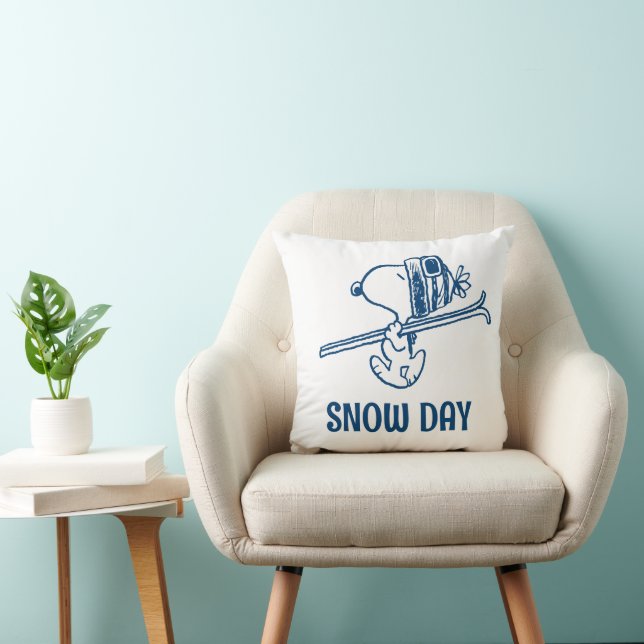Peanuts | Snoopy Ski Trip Cushion (Chair)