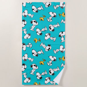Peanuts   Snoopy & Sunglasses Pattern Beach Towel