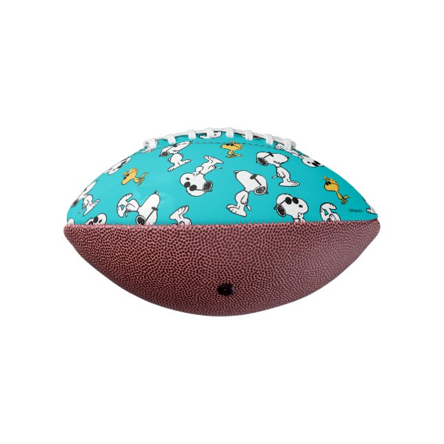 Peanuts | Snoopy & Sunglasses Pattern Football (Rotated 270)