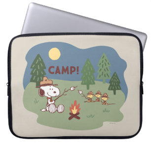 Peanuts   Snoopy & Woodstock at the Campfire Laptop Sleeve