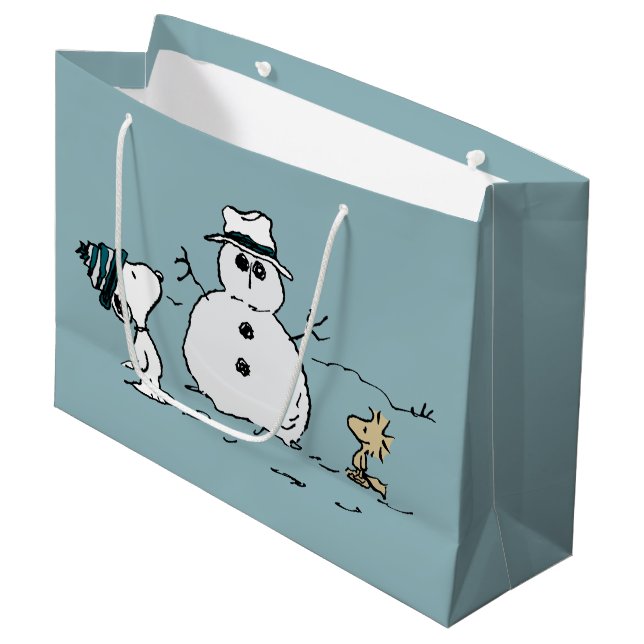 Peanuts | Snoopy & Woodstock Build A Snowman Large Gift Bag (Front Angled)