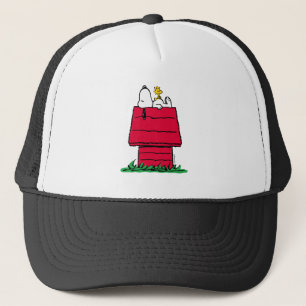 Peanuts   Snoopy & Woodstock Doghouse Trucker Hat