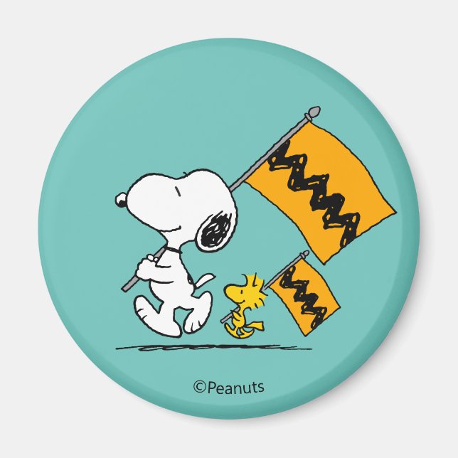 Peanuts | Snoopy & Woodstock Flags Magnet (Front)