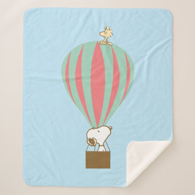 Peanuts | Snoopy & Woodstock Hot Air Balloon Sherpa Blanket (Front)