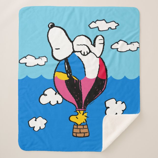 Peanuts | Snoopy & Woodstock Hot Air Balloon Sherpa Blanket (Front)