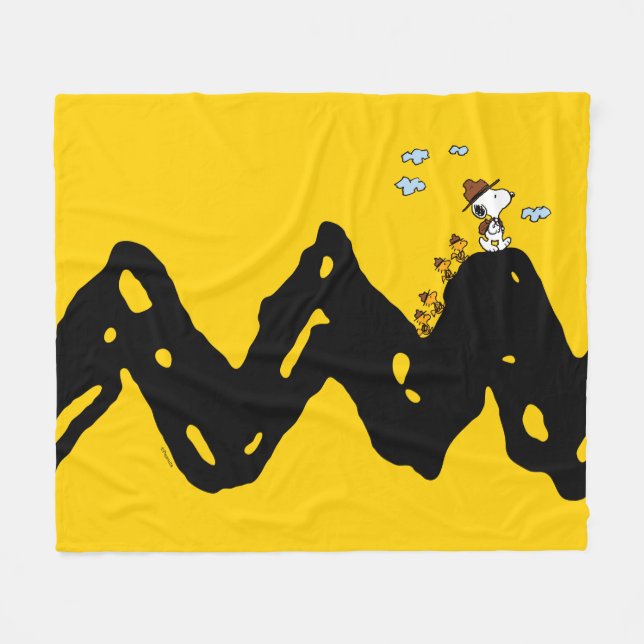 Peanuts | Snoopy & Woodstock Scout Troop Hike Fleece Blanket (Front (Horizontal))